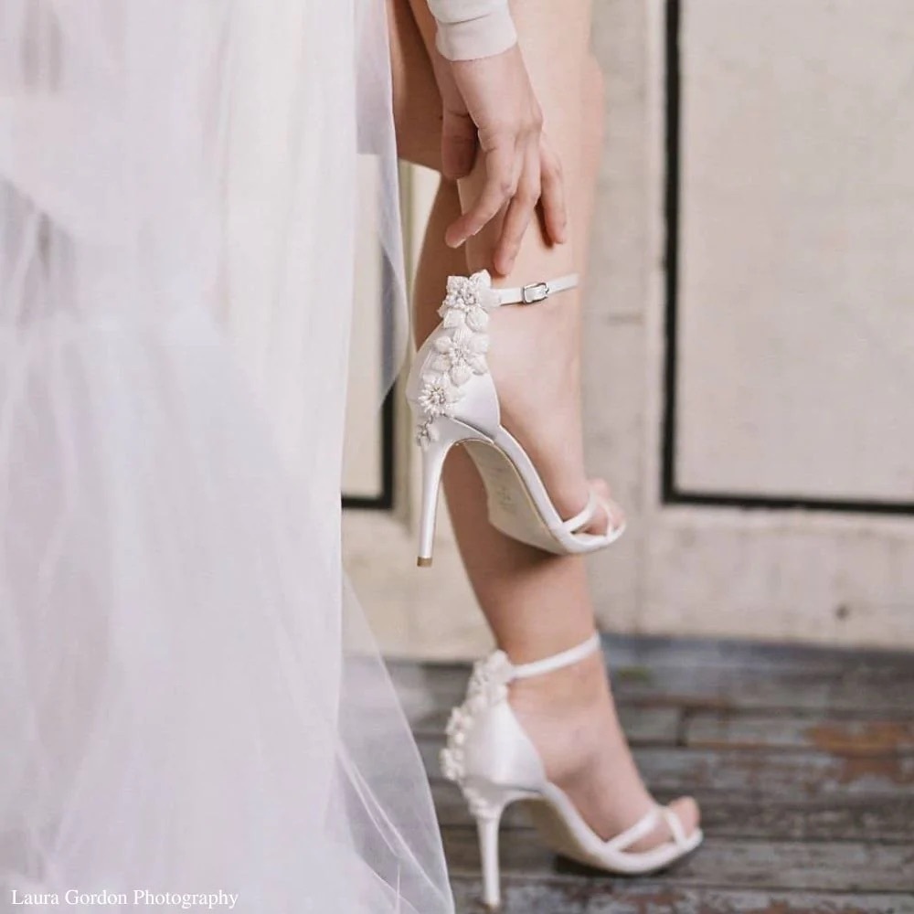 Anthropologie Bella Belle Gardenia Ankle Strap Wedding Shoes Size 8